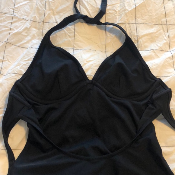 Bathing suit - Picture 3 of 4